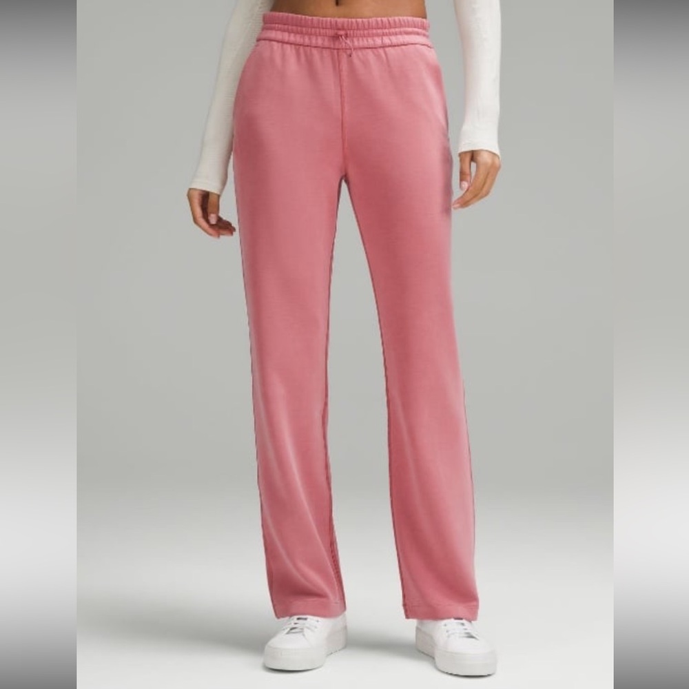 Softstreme High-Rise Pant